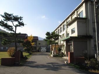 Tsuruoka City Asahi Oizumi Elementary School
