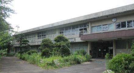 根本小学校