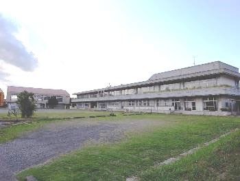 Suki Elementary School