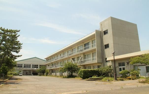 Former Hasunuma Junior High School
