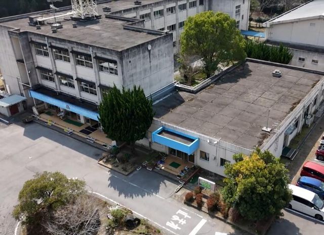 Former Teratani Elementary School