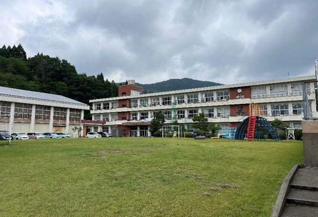 Hagino Elementary School