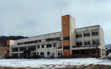 春日小学校
