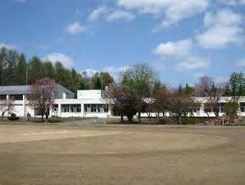 新田小学校