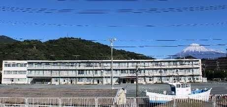 Kambara-Higashi Elementary School