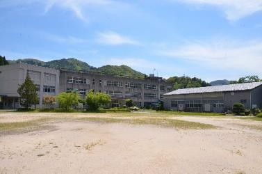 三朝南小学校