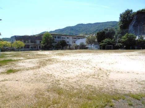 Former Okunai Elementary School