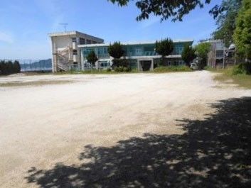 Former Tahara Elementary School