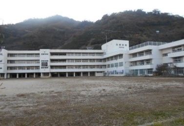 豊小学校