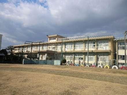 Ukishima Elementary School