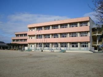 Saragaki Elementary School