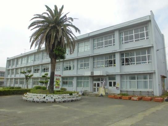 Former Hokita Junior High School
