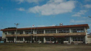 旧本浦小学校
