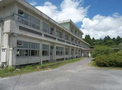Ichinari Elementary School