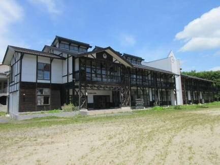 Former Niinuma Elementary School