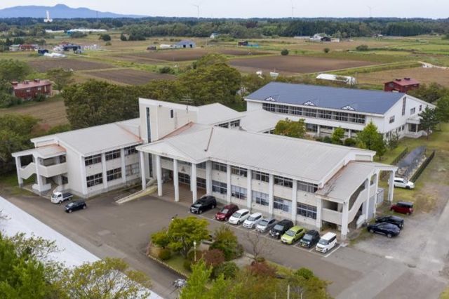 Former Katanishi Junior High School